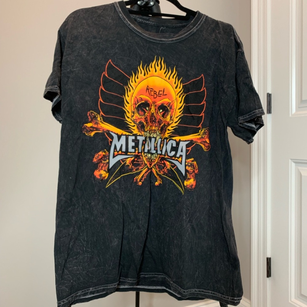 Urban outfitters tee